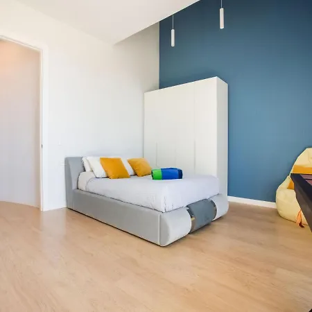 Premium Holiday Home In Estepona With Private Swimming Pool